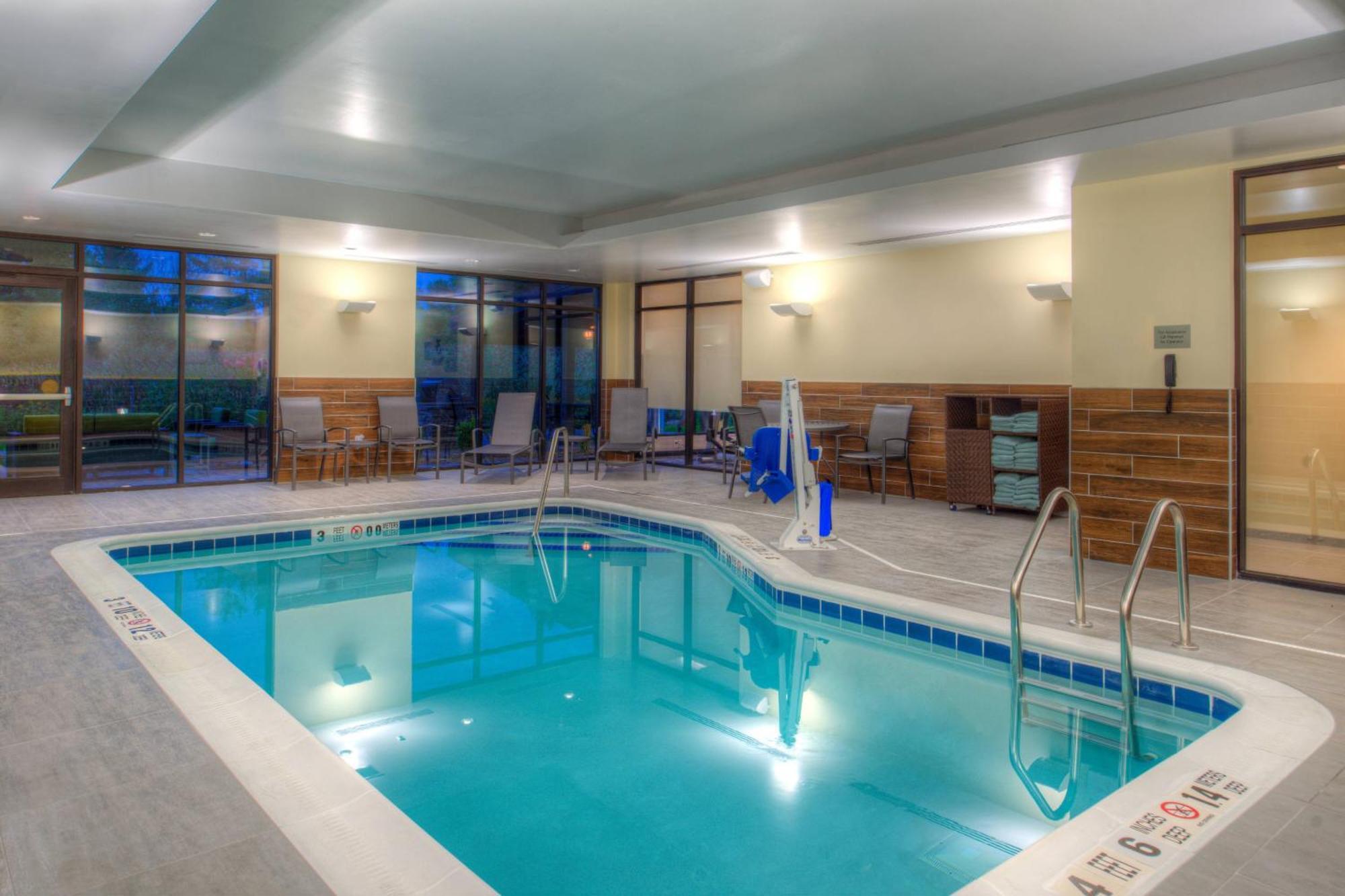 Fairfield Inn & Suites By Marriott Canton Buitenkant foto